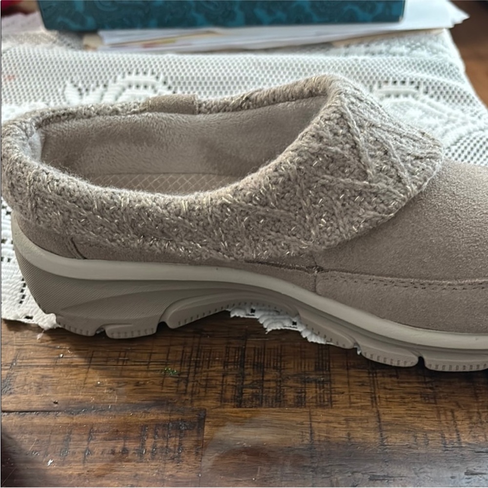 Skechers Easy Going Water-Repellent Suede Clogs - Full Bloom Womens sz8 - Picture 7 of 8